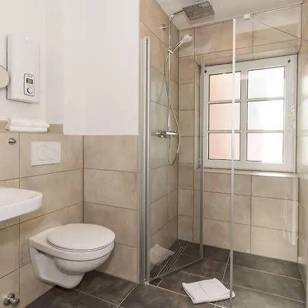 An Bord - Kapitaen's Kajuete